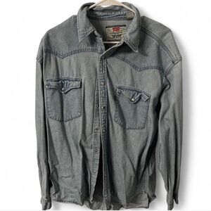 Vintage Levi’s Denim Button Shirt